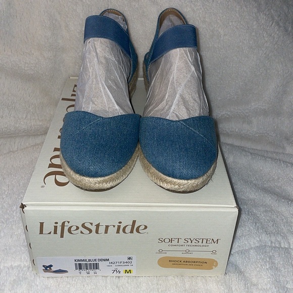 NWT LifeStride KIMMIE Blue Denim Raffia Espadrille Wedge Sandal - Picture 9 of 16